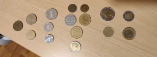 Colección monedas internacionales variadas