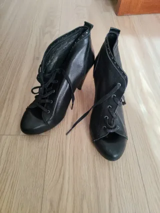 Zapatos Zara Basic Amarillos Talla 40