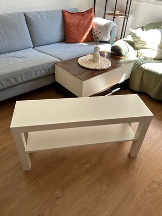 Mesa auxiliar Ikea madera y blanco