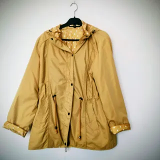 Parka amarilla talla 40