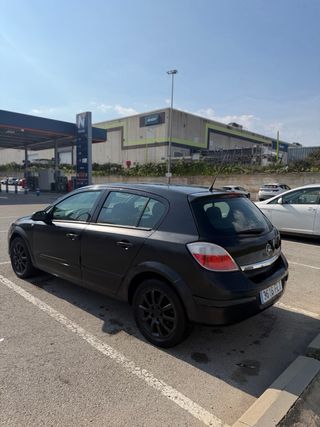 Opel Astra 2007