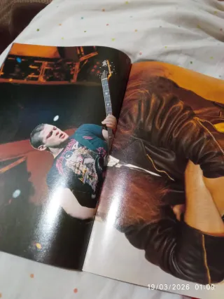 Raw revista UK, Metallica Judas Priest