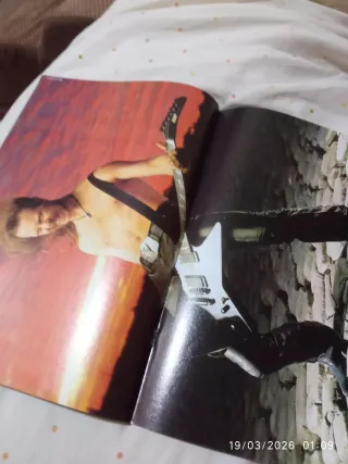 Raw revista UK, Metallica Judas Priest