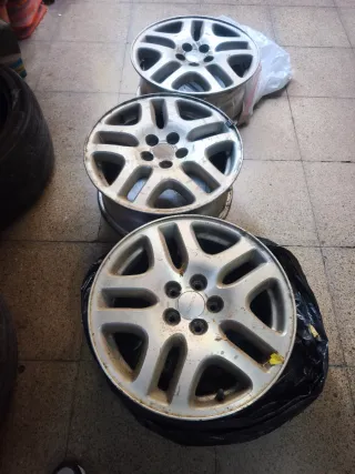 3 Llantas Originales Subaru Legacy Outback
