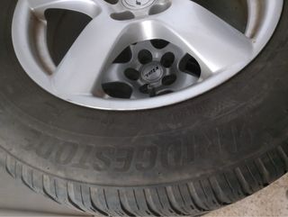 Llanta con neumático Bridgestone
