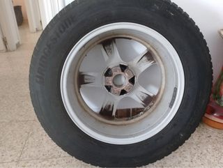 Llanta con neumático Bridgestone