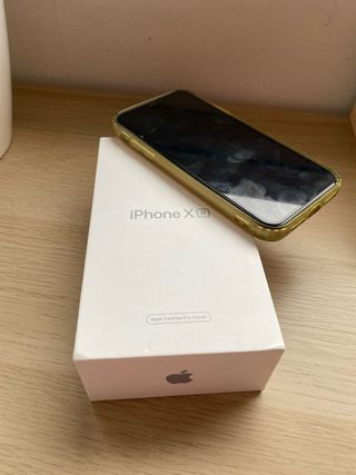 iPhone XR 128GB con defecto pantalla