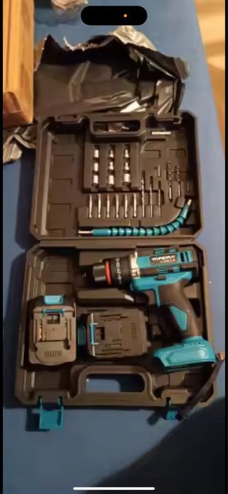 Taladro Atornillador con Accesorios