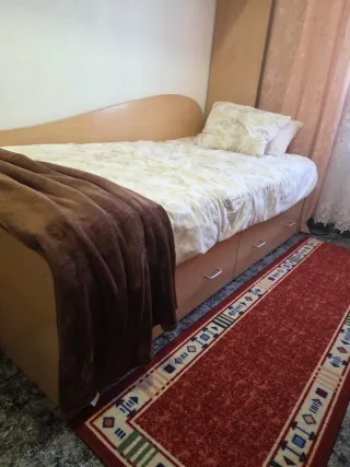 Alquilo habitación  exterior