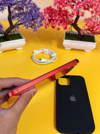 iPhone 12 Rosso