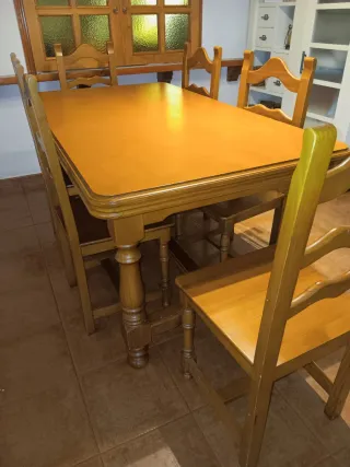 Conjunto mesa y sillas comedor madera