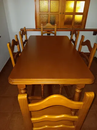 Conjunto mesa y sillas comedor madera