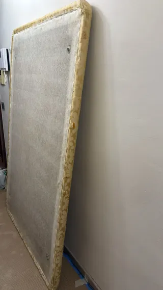 Base de colchón tapizada