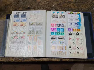 Lote Sellos España 1977