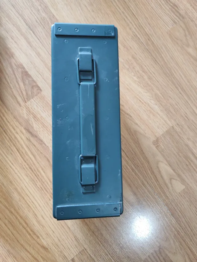 Caja Metálica Militar UN 0012