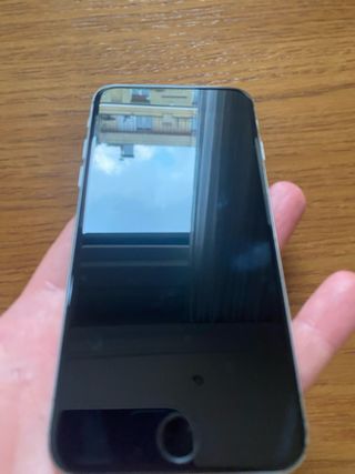 3 iPhones: 2x iPhone 6, 1x iPhone 6S