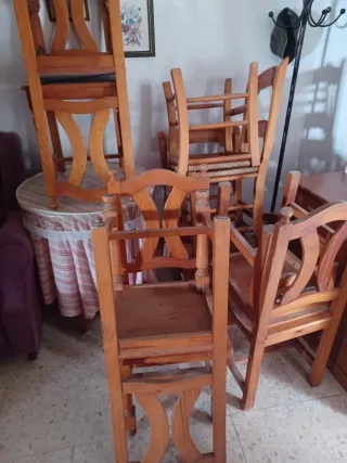 Lote Sillón orejero.mecedora.sillas.madera