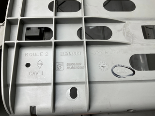 Guantera Renault Scenic 2000-2004