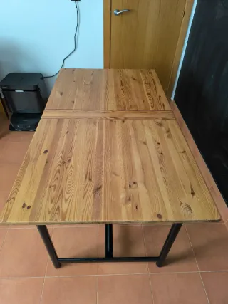 Mesa industrial madera y metal urge vender