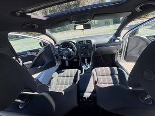 Volkswagen Golf 6 GTI 2011