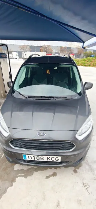 Ford Tourneo Courier 2017