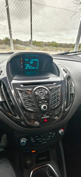 Ford Tourneo Courier 2017