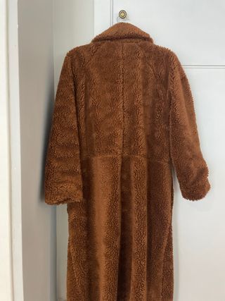 Abrigo H&M Marrón Oso