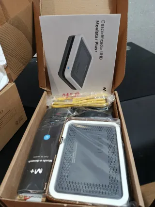 Router y Decodificador Movistar WiFi 7