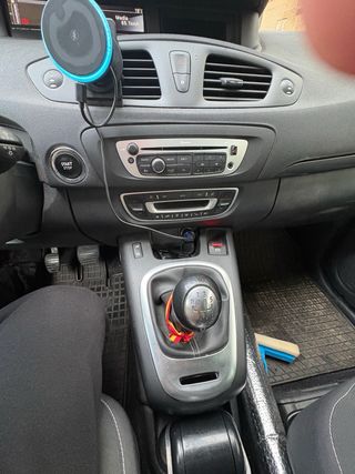 Renault Grand Scenic 2016