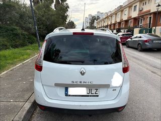 Renault Grand Scenic 2016