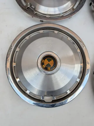 Tapacubos BMW E30 Originales (Set de 4)