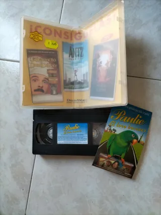 Cinta VHS Paulie El loro bocazas