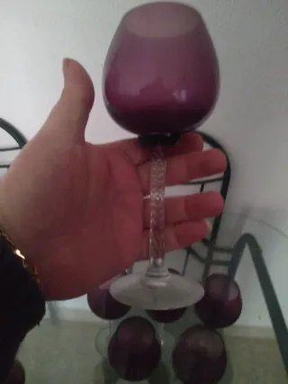 Copas de coñac moradas vintage altas