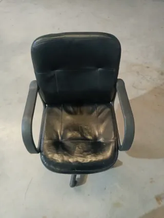 2 Sillas de oficina negras