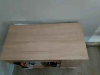 Mueble auxiliar con ruedasde medidas largo 70cm 35