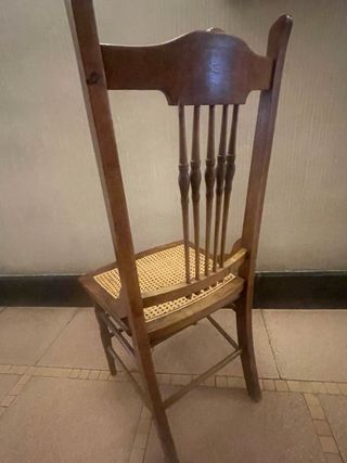 Silla Antigua Madera y Rattan