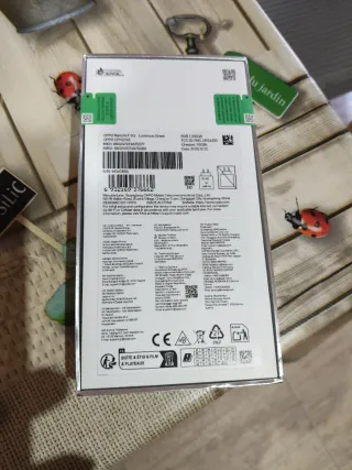 Oppo Reno14 F 5G sin usar