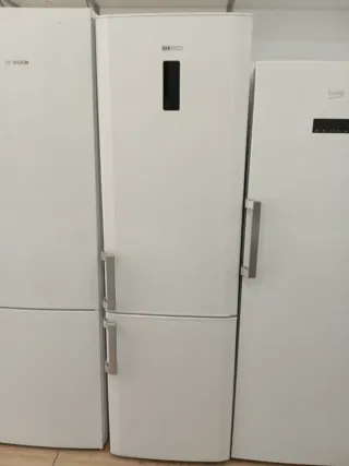Nevera Beko con garantía y transporte