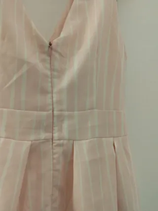 Vestido rosa con rayas y flores Tejido elástico