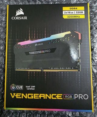 Pack Ryzen 7 3700X + X570 UD + 32GB DDR4