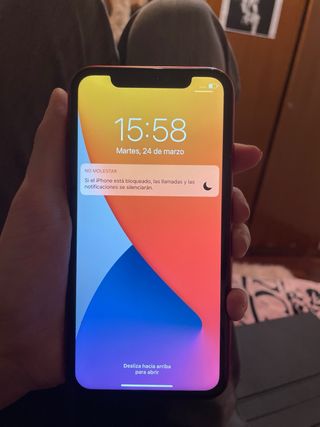 iPhone 11 128GB Rojo