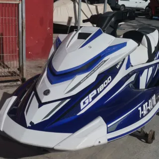 Moto de agua Yamaha GP1800