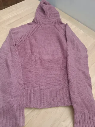 Jersey Morado Bershka Talla L