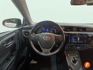 Toyota Auris 1.8 140H Active Touring Sports