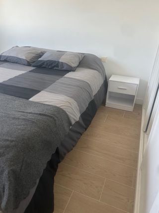 Cama 160x200cm: Somier, Colchón, Topper y mesita