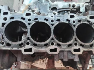 Bloque, culata, cigüeñal y pistones M9TB870