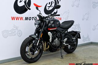 TRIUMPH TRIDENT 660 ¿A2?