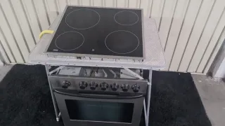 Vitrocerámica y Horno Zanussi