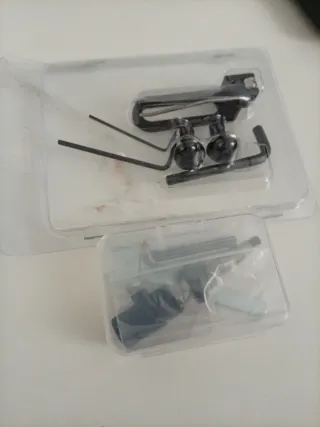 Reposaflechas y Botón Negro