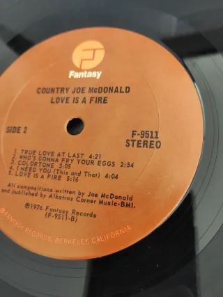 Vinilo LP Country Joe McDonald - Love is a Fire